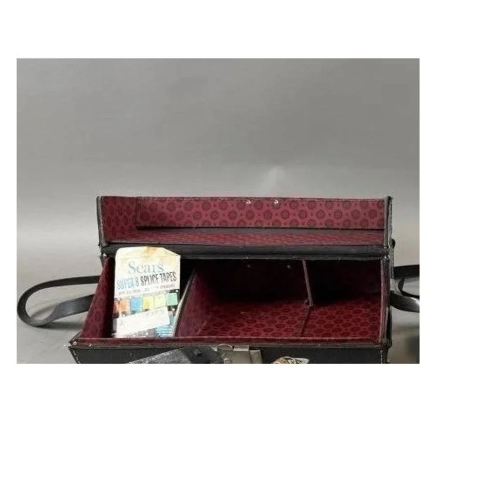 Vintage Black Hard Shell Camera Case Gadget Bag Red Geometric Pattern Lining